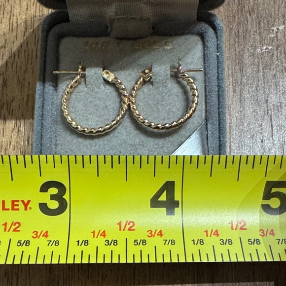 Elegant Gold Hoop Earrings - Picture 2 of 2